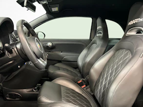 https://vehicle.imgix.net/4232853/a26de533-7bbc-4878-b322-08b9e164959e.jpg