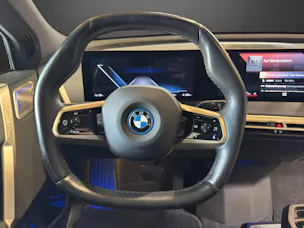 BMW iX M60