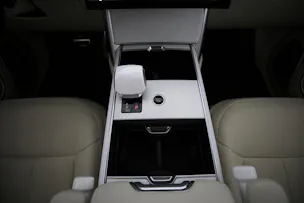 Land Rover Range Rover 4.4 V8 SV
