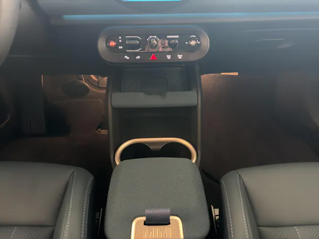 Mini Countryman E Favoured Trim