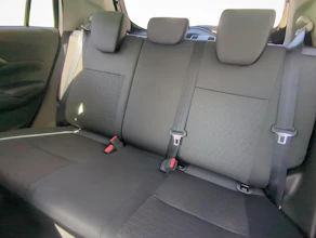 https://vehicle.imgix.net/4232911/4ddea0ad-20d8-43cd-86c7-c24fb5a6c2a5.jpg