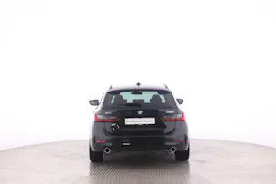BMW 330i xDrive Touring