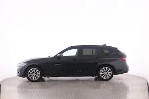BMW 330i xDrive Touring
