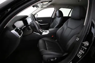BMW 330i xDrive Touring