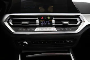 BMW 330i xDrive Touring