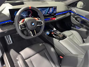 BMW M5 xDrive Touring