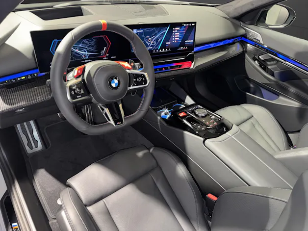 BMW M5 xDrive Touring