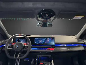 BMW M5 xDrive Touring