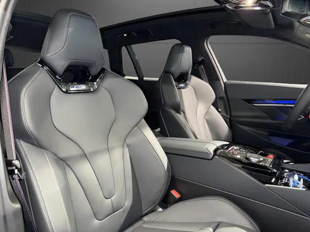 BMW M5 xDrive Touring