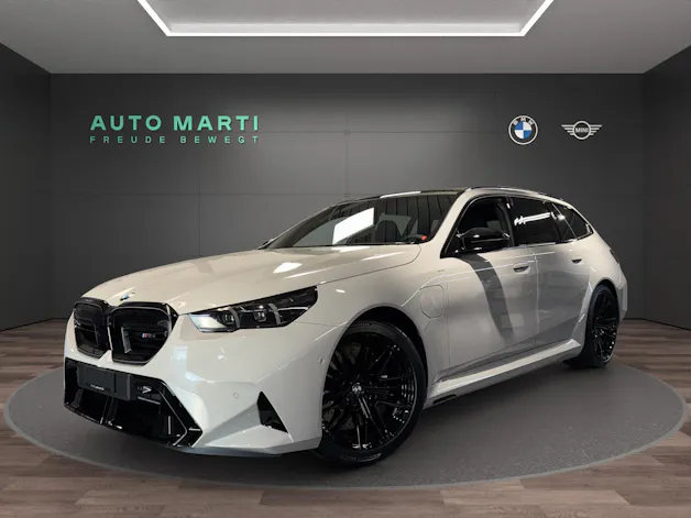 BMW M5 xDrive Touring