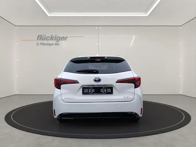 Toyota Corolla Touring Sports 2.0 HSD Swiss Edition