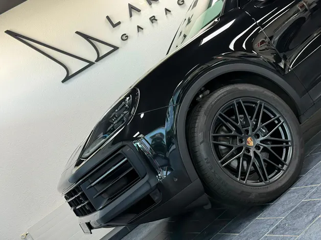 PORSCHE Cayenne 3.0 V6