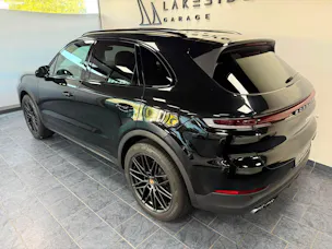 PORSCHE Cayenne 3.0 V6