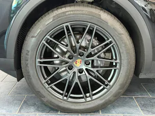 PORSCHE Cayenne 3.0 V6