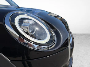 https://vehicle.imgix.net/4233130/4177535b-84a5-4286-95af-1335f64fb549.jpg