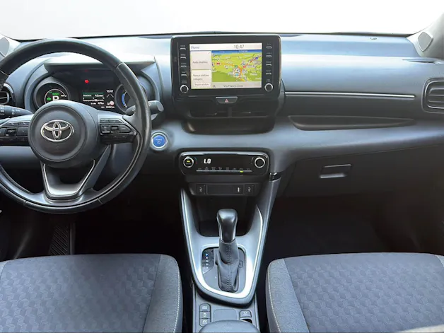 Toyota Yaris 1.5 VVT-i HSD Trend