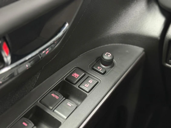 image du véhicule 25 image du véhicule 25