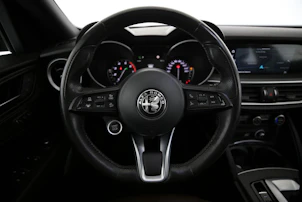 image du véhicule ALFA ROMEO Stelvio 2.0 Q4 280 Ti