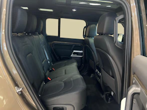 Fahrzeugbild LAND ROVER Defender 110 3.0 D I6 300 SE