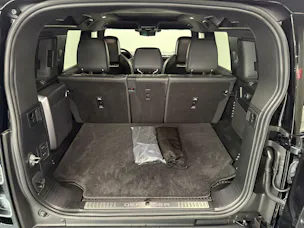Land Rover Defender 110 4.4 V8 Octa