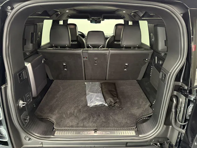 Land Rover Defender 110 4.4 V8 Octa