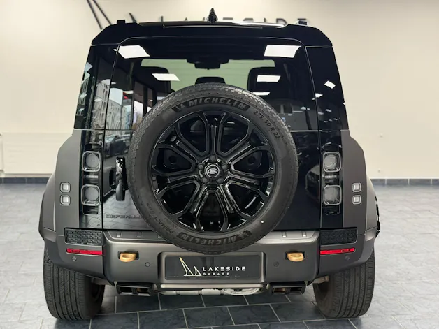 Land Rover Defender 110 4.4 V8 Octa