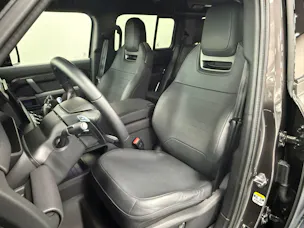 Land Rover Defender 110 4.4 V8 Octa
