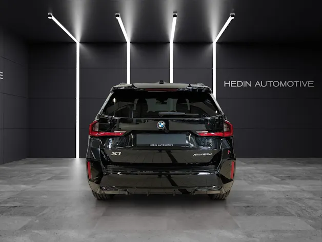BMW X1 23d xDrive paddles