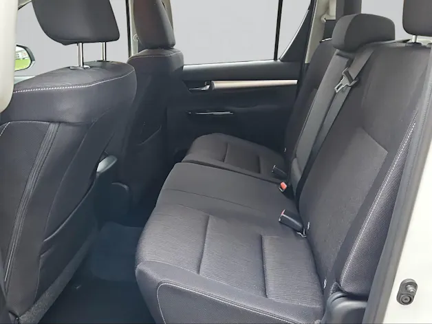 Toyota Hilux Double Cab.-Pick-up 2.8 D-4D MHEV 204 Style