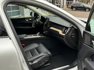 Volvo XC60 2.0 T8 TE Plus Dark eAWD