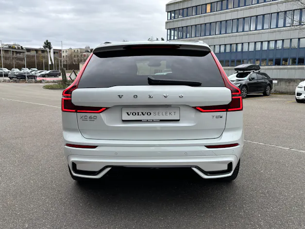 Volvo XC60 2.0 T8 TE Plus Dark eAWD
