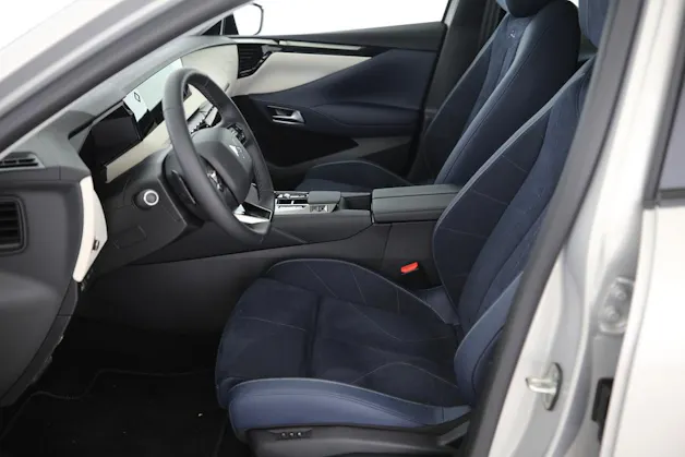 DS Automobiles 1.2 Hybrid Jules Verne