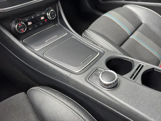 Mercedes-Benz CLA 200 Night Star