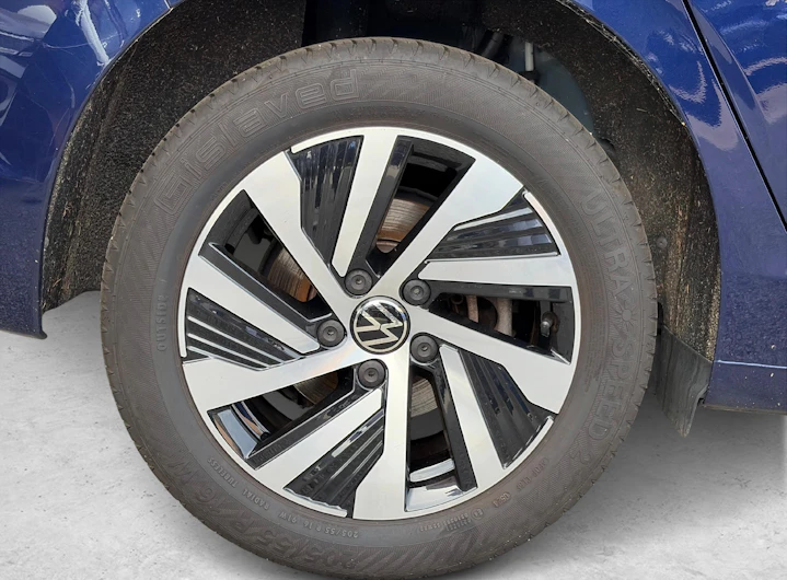 immagine del veicolo VW GOLF
