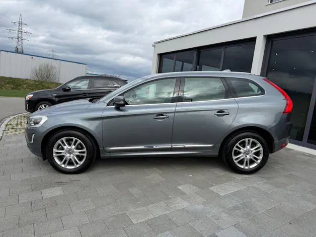 Volvo XC60 2.4 D5 Summum AWD S/S