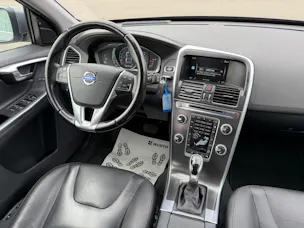 Volvo XC60 2.4 D5 Summum AWD S/S