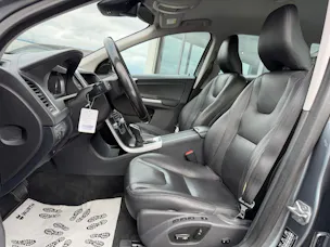 Volvo XC60 2.4 D5 Summum AWD S/S