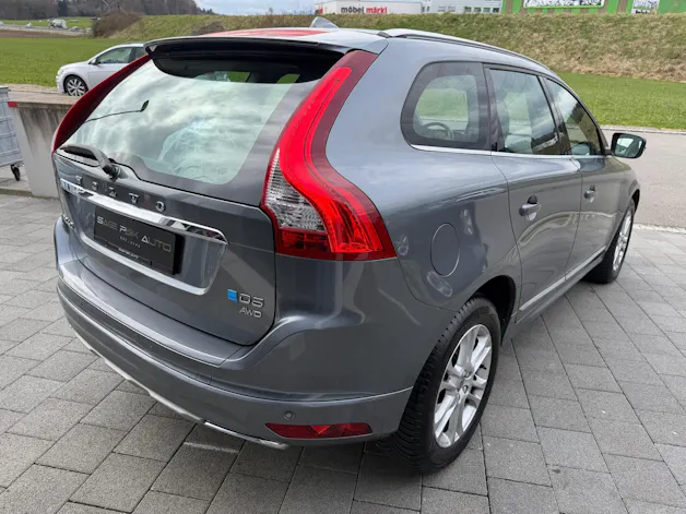 Volvo XC60 2.4 D5 Summum AWD S/S