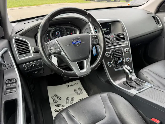 Volvo XC60 2.4 D5 Summum AWD S/S