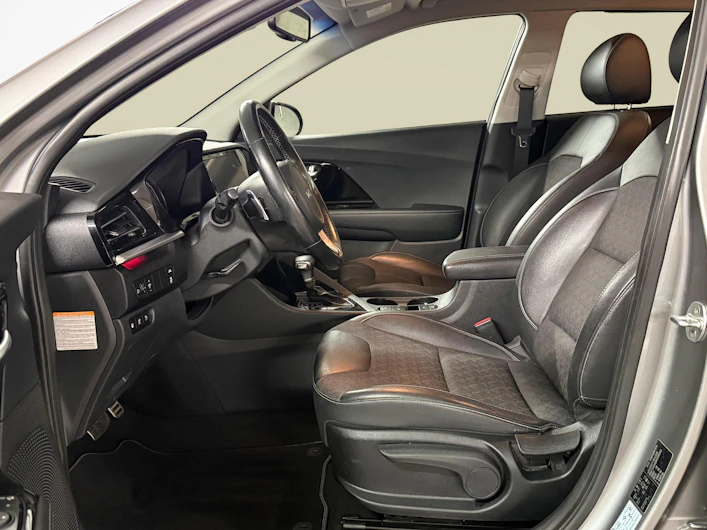 image du véhicule KIA NIRO