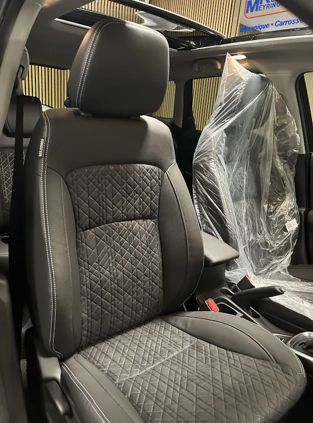 Suzuki Vitara 1.4 T Sakura Top Hybrid 4x4