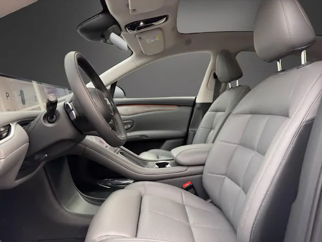 MG IM6 100 kWh Performance 21 4WD