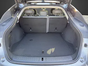 MG IM6 100 kWh Performance 20 4WD