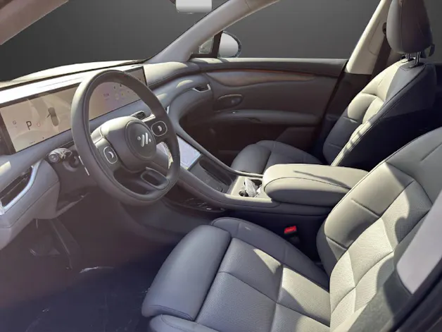 MG IM6 100 kWh Performance 20 4WD