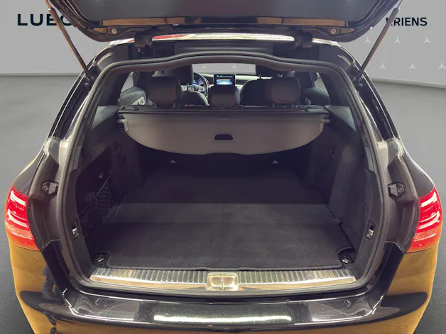 Mercedes-Benz C 43 T 4M - AMG / DISTRONIC / 360 Grad Kamera / Soundsystem