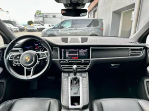 Porsche Macan PDK