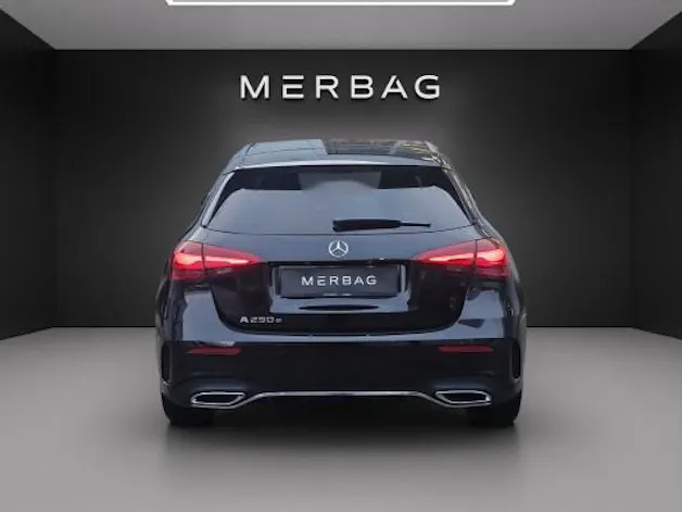 Mercedes-Benz A 250 e EQ Star 8G-DCT