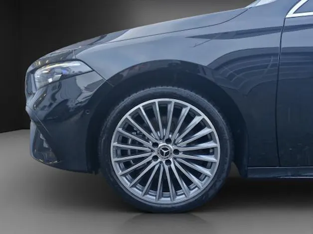 Mercedes-Benz A 250 e EQ Star 8G-DCT