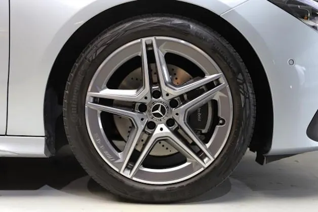 Mercedes-Benz CLA SB 220 d 8G