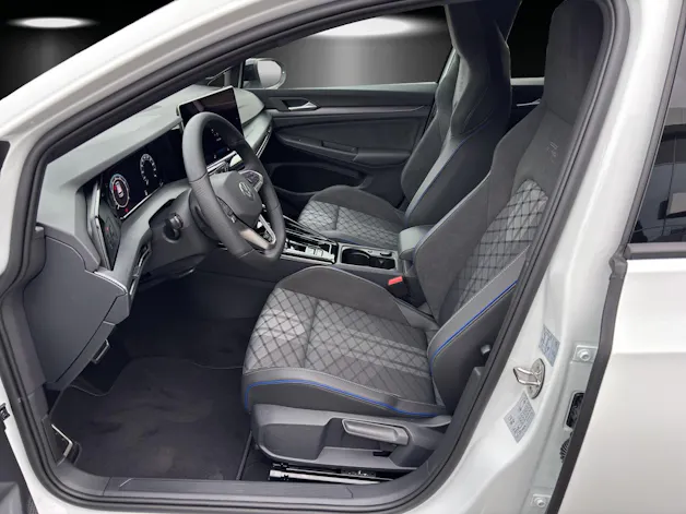 VW Golf 1.5 e TSI mHEV R-Line DSG
